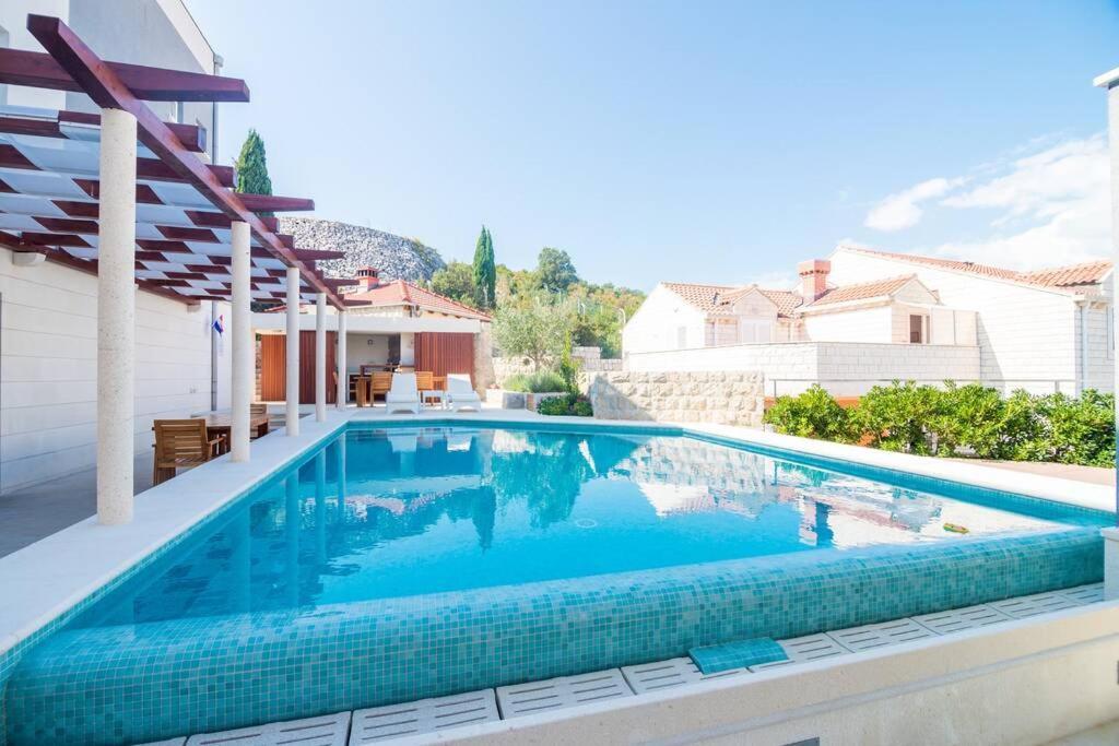 Modern Villa With Swimming Pool - Penthouse 杜布罗夫尼克 外观 照片